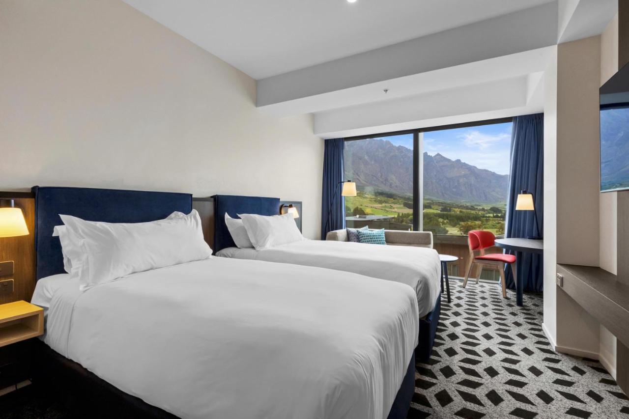 Holiday Inn Queenstown Remarkables Park Exteriér fotografie