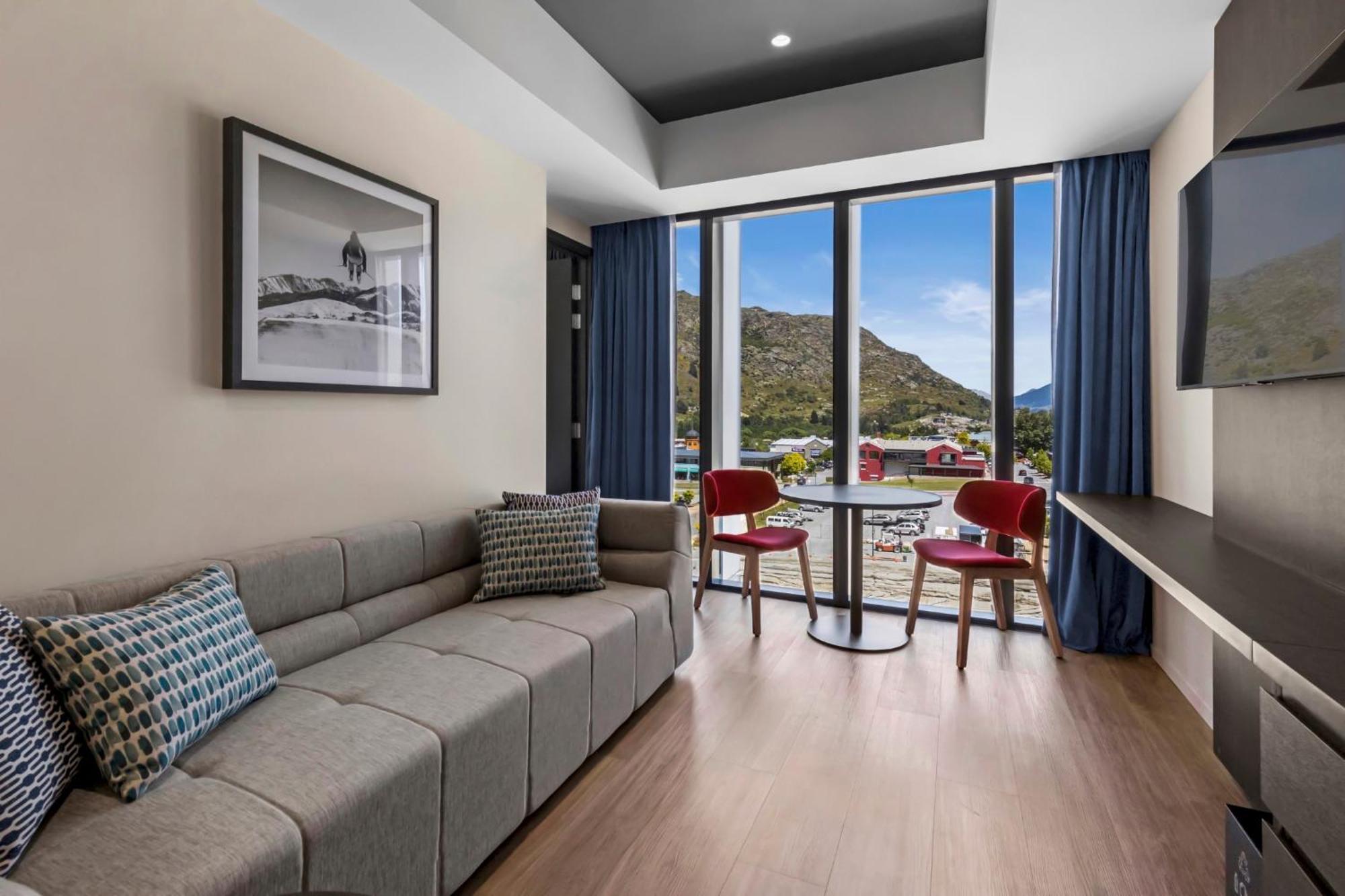 Holiday Inn Queenstown Remarkables Park Exteriér fotografie