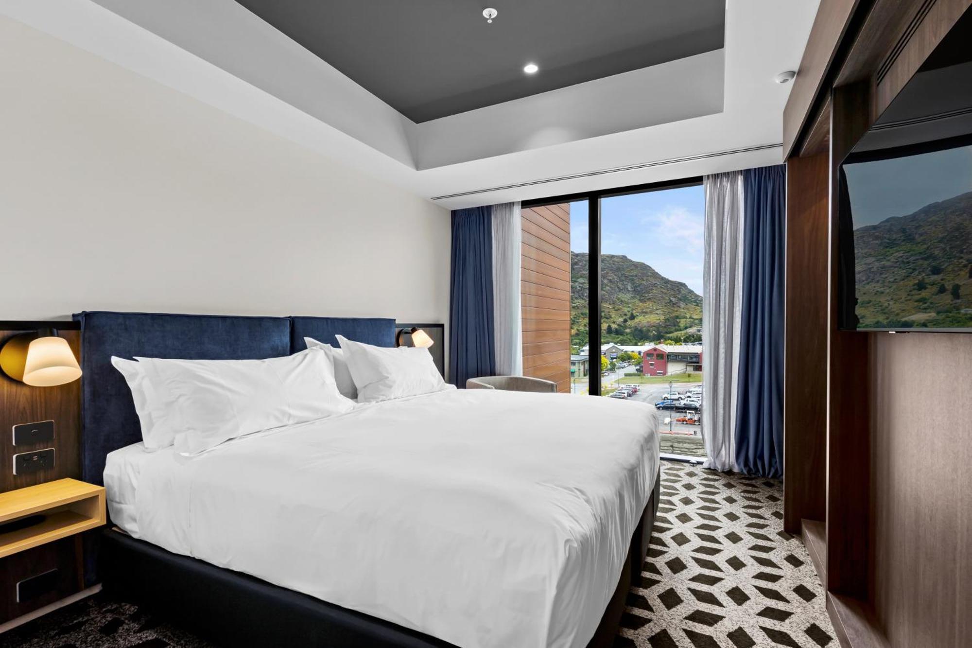 Holiday Inn Queenstown Remarkables Park Exteriér fotografie
